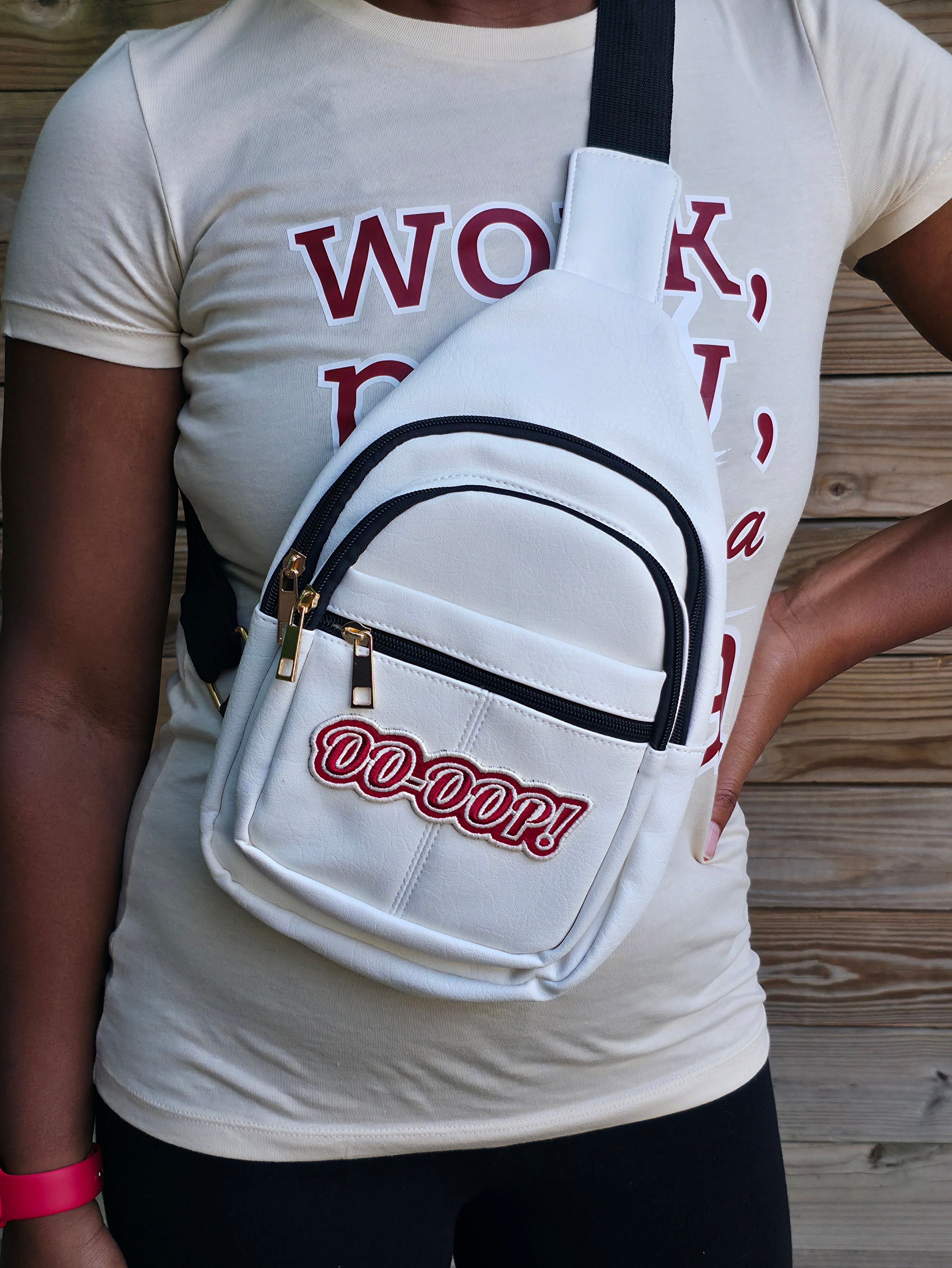 Oo-oop Crossbody